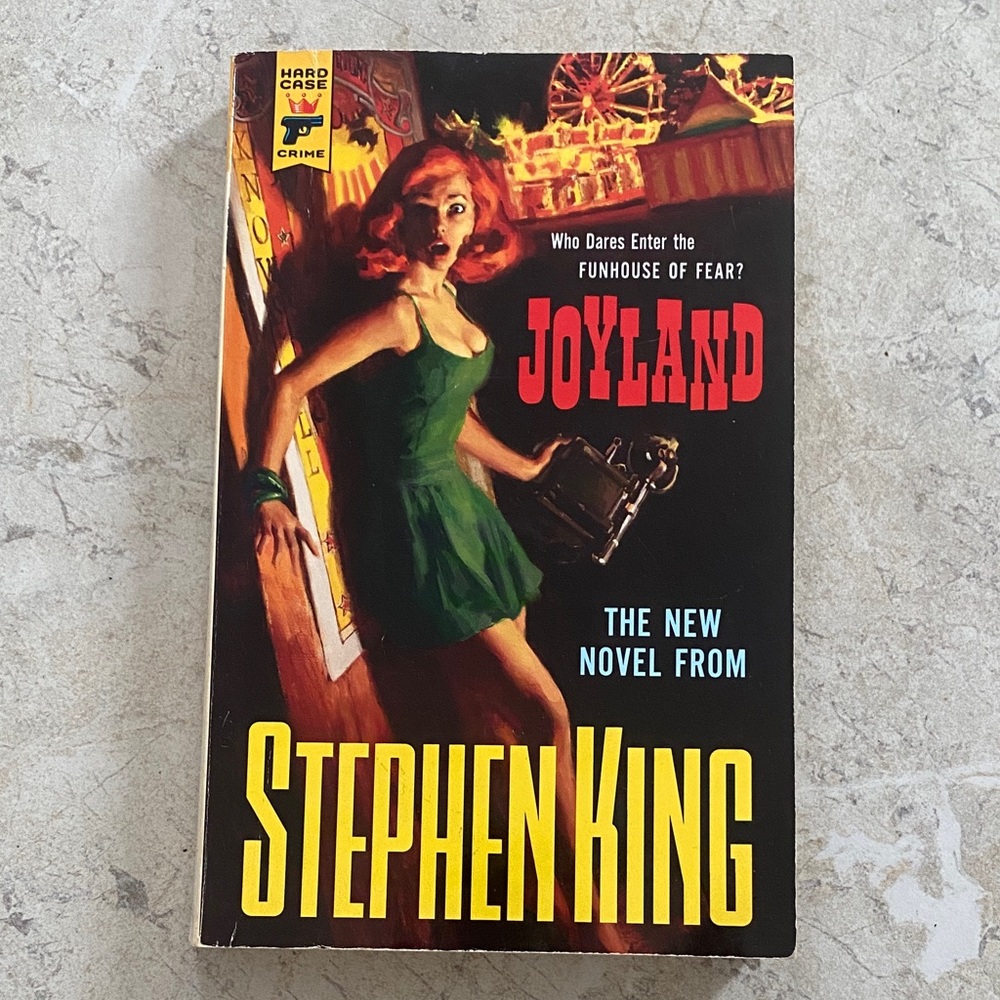 Joyland Paperback Edition Stephen King
